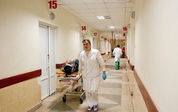 За сутки в больницы Днепропетровска поступило свыше 30 раненых бойцов АТО