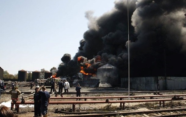 В Минздраве подсчитали пострадавших при пожаре на нефтебазе