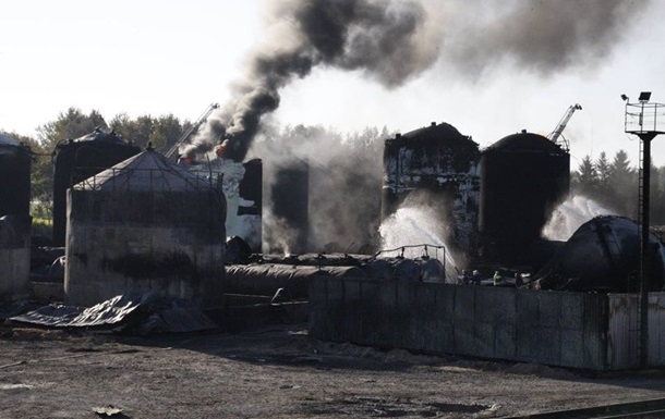На нафтобазі під Києвом знову почалася пожежа - ЗМІ