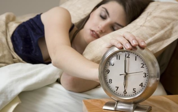 Брак сну може призвести до алкоголізму та ожиріння - вчені