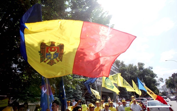 Уряд Молдови подав у відставку у повному складі