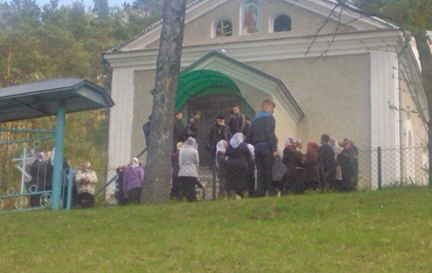 УПЦ МП заявила о захвате своего храма в Тернопольской области