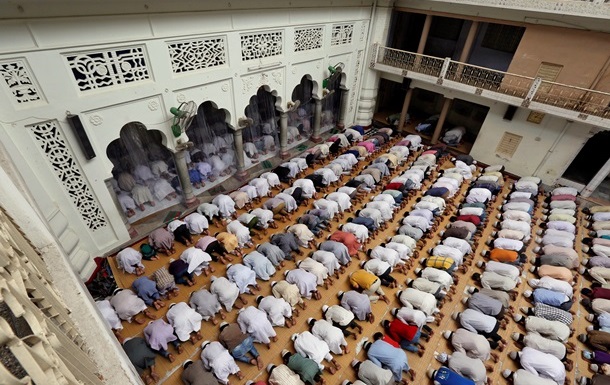 У мусульман начинается священный месяц Рамадан
