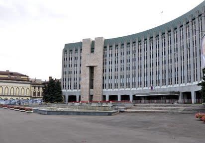 Днепропетровские городские власти не способны решать проблемы жителей города