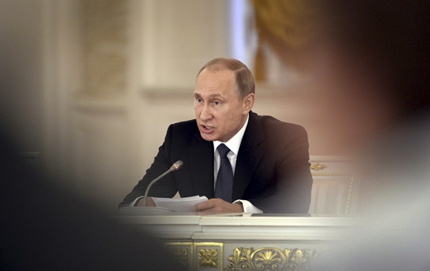 У Кремлі не бачать необхідності у дострокових виборах президента