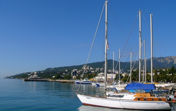 В Крыму до конца лета разрешили морские перевозки без лицензии