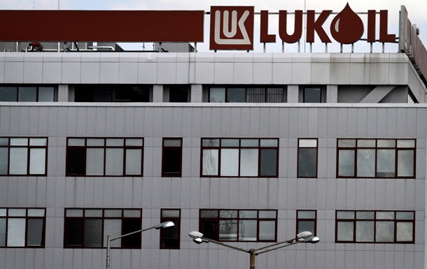 СМИ: Total выходит из проекта с Лукойлом из-за санкций