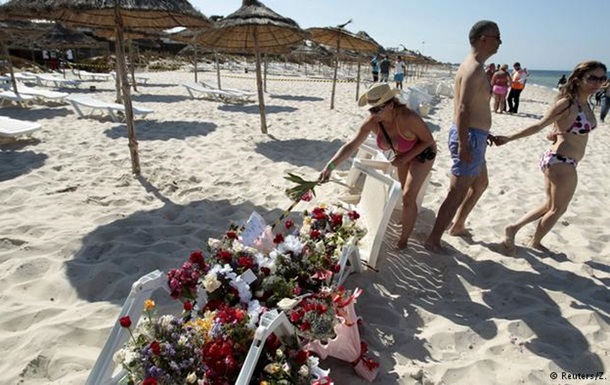 Теракт у Тунісі: слідчі ідентифікували майже половину тіл загиблих