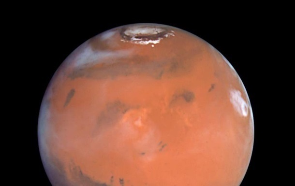 NASA планує на початку 2020-х років випробувати розумні скафандри для Марса