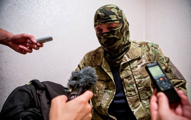 В Киеве запретили ношение балаклав