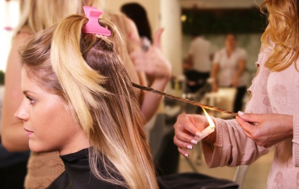 Лікування волосся вогнем. У Бразилії набирає популярності велатерапія