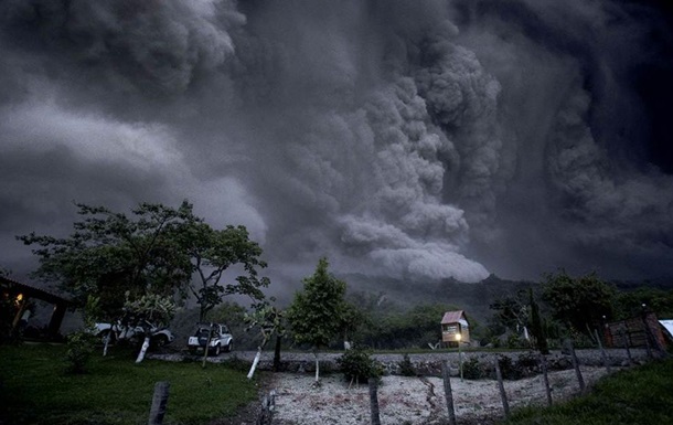 В Мексике идет эвакуация жителей из-за извержения вулкана