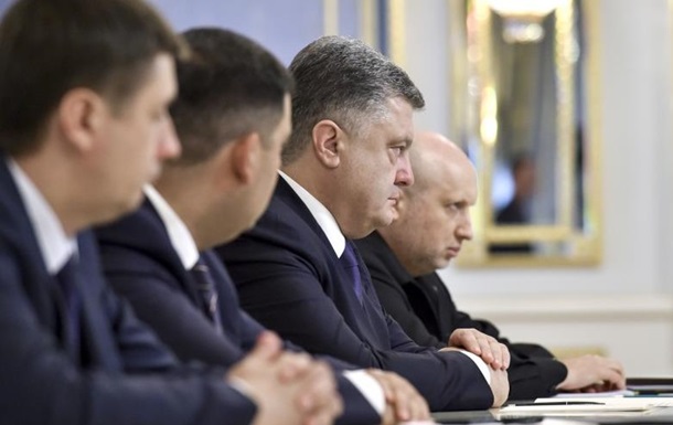 У Порошенко заявили об усилении обороны Мариуполя