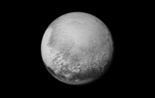 New Horizons показал  сердце  Плутона и каналы Харона