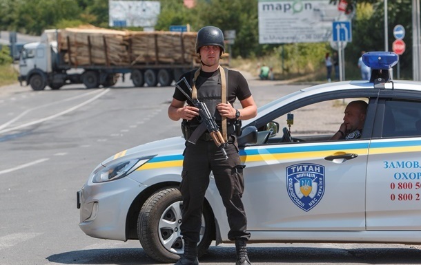 В Закарпатской области поменяли руководителей милиции и СБУ