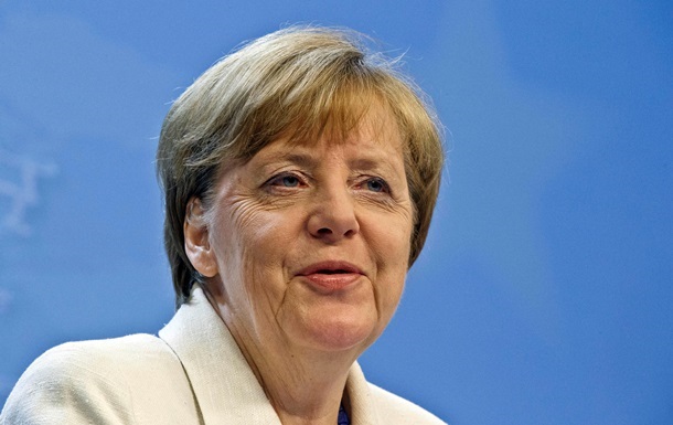 Меркель довела до сліз палестинську дівчинку