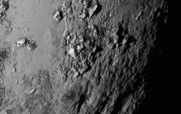 На Плутоне нашли толстый слой атмосферы