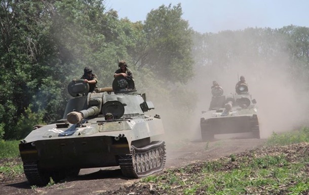 Силовиков атакуют снайперы и танки. Карта АТО за 18 июля