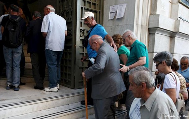 У Греції після тритижневої перерви відкрилися банки