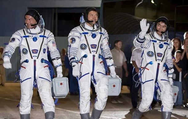 Корабель Союз  доставив на МКС міжнародний екіпаж
