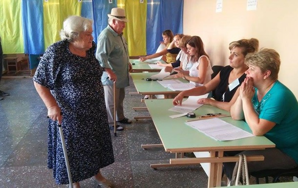 ЦВК почала підрахунок голосів на виборах у Чернігові