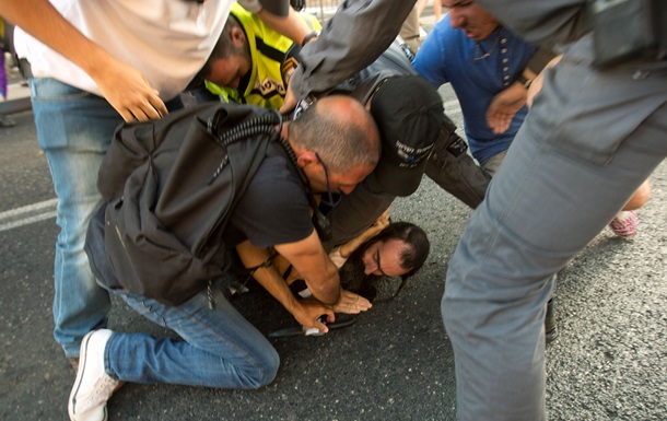 Ортодоксальний єврей поранив шістьох учасників гей-параду в Єрусалимі