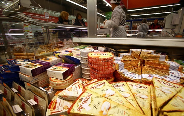 Влада РФ не захотіла годувати худобу санкційними продуктами