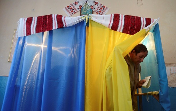 Підсумки 7 серпня: ДНР не визнають вибори, Порошенко ветував закон МВС