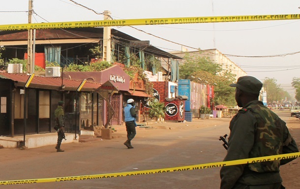 Співробітник ООН загинув під час захоплення готелю в Малі