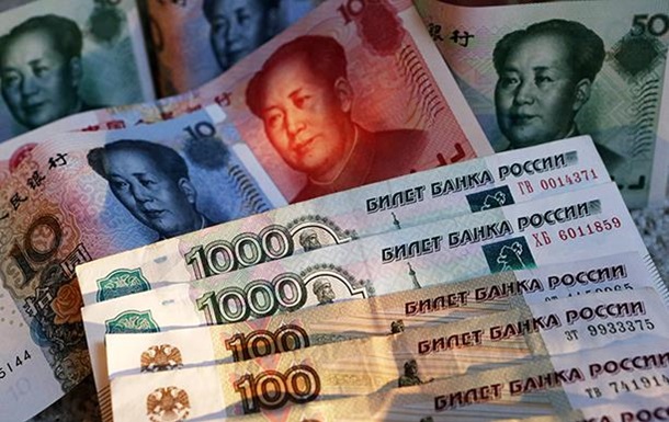 В одному з міст Китаю дозволили офіційний обіг рубля