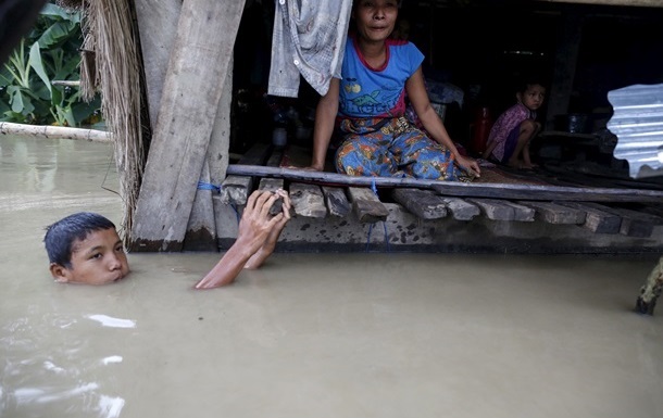 Під час повені в М янмі загинули понад 100 людей