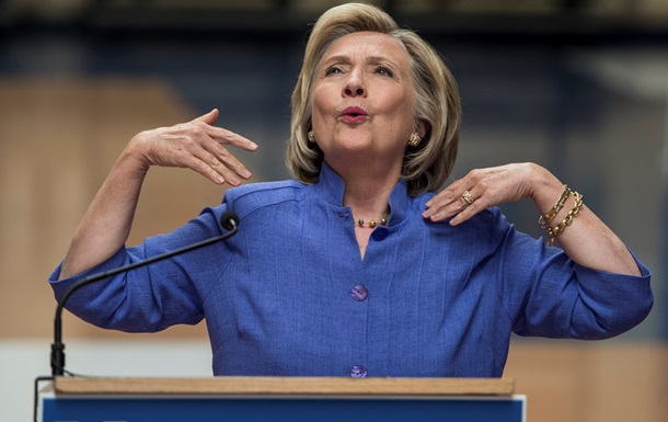 Хиллари Клинтон передала следователям ФБР свою почтовую переписку