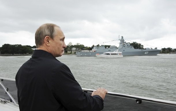 Путін у понеділок приїде в Крим