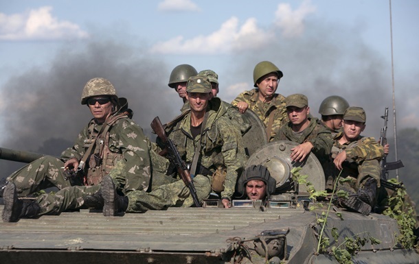 Доба в АТО: силовики відзначають зниження обстрілів на Донбасі