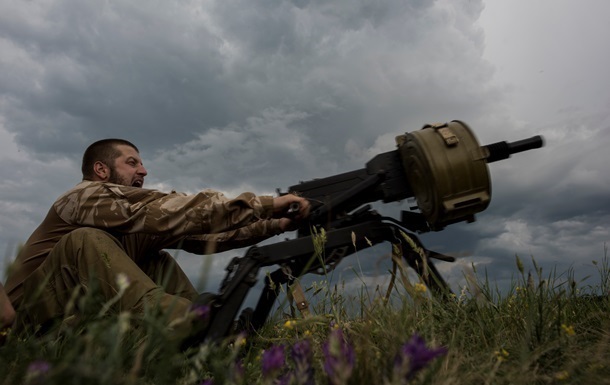 Доба в АТО: артобстріли на Донеччині і бої на Луганщині