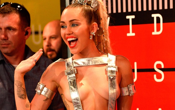MTV Video Awards: найвідвертіші вбрання церемонії
