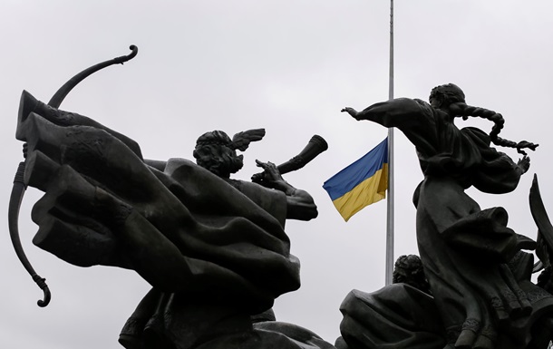 Украина идет по стопам Греции, но ставки еще выше - Times