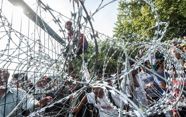 Угорщина зводить стіну на кордоні з Хорватією