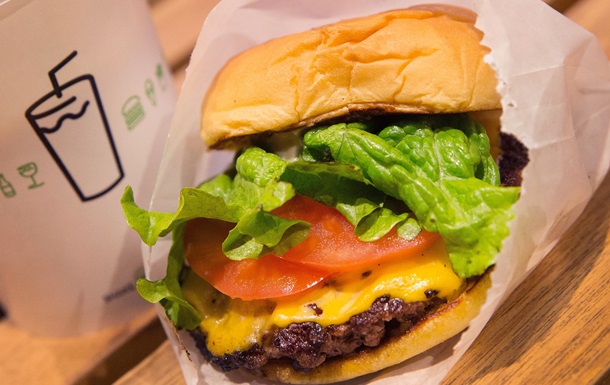 Американец потратил полгода на создания гамбургера из  ничего 