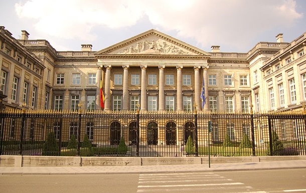 Бельгійський парламент евакуйований через загрозу вибуху