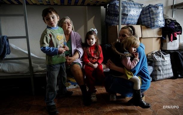 Половина эвакуированных детских домов Донбасса вернулись в зону АТО 