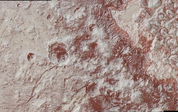 NASA показало  драконячу шкіру  на Плутоні