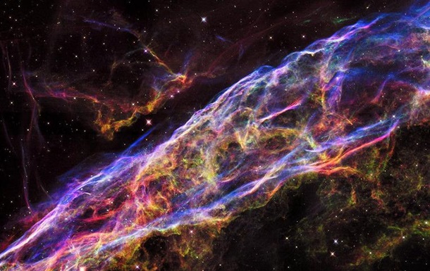 Hubble зробив приголомшливе фото спалаху наднової зірки