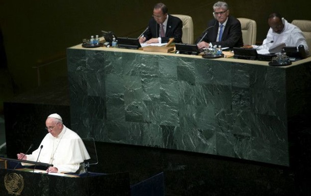 Папа Римский призвал подумать о климате и судьбе бедных