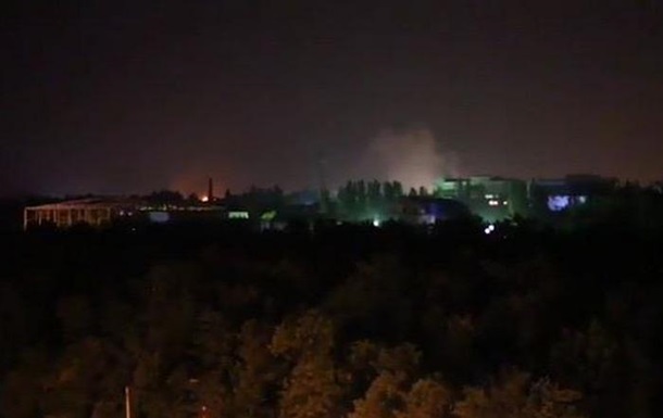 В Донецке снова слышны взрывы - соцсети