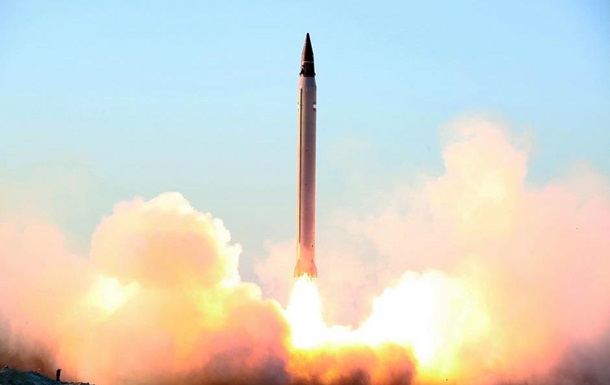 Иран испытал ракету дальнего действия