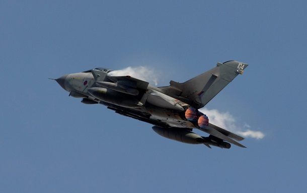 Британия может сбивать самолеты РФ в Ираке - Times
