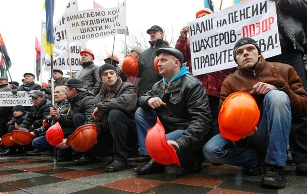 Львовским шахтерам выплатят 15 млн грн долга по зарплате