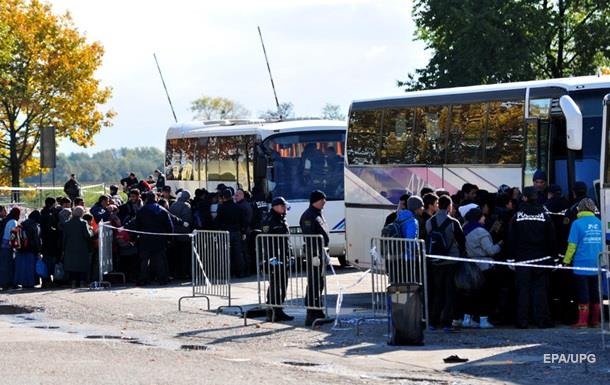 Словения усилит охрану границы армией из-за наплыва мигрантов