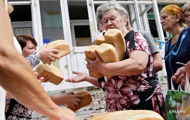 ОБСЕ: 16 тысяч тонн гуманитарной помощи не могут попасть в Донбасс
